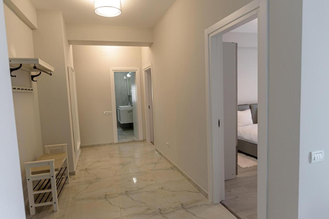 Atlantis Apartments & Studios Mamaia Exterior photo